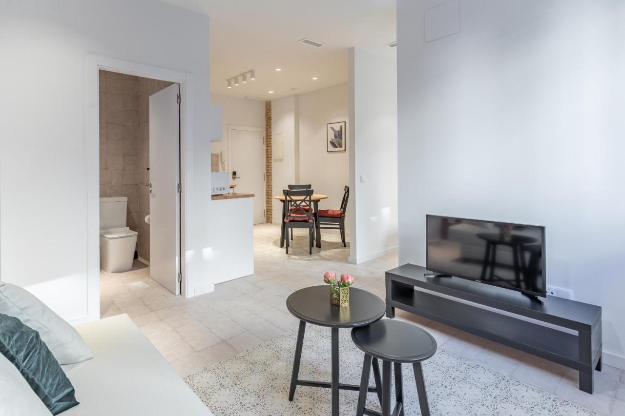 Modern Apartment Close To City Centre Valence Extérieur photo
