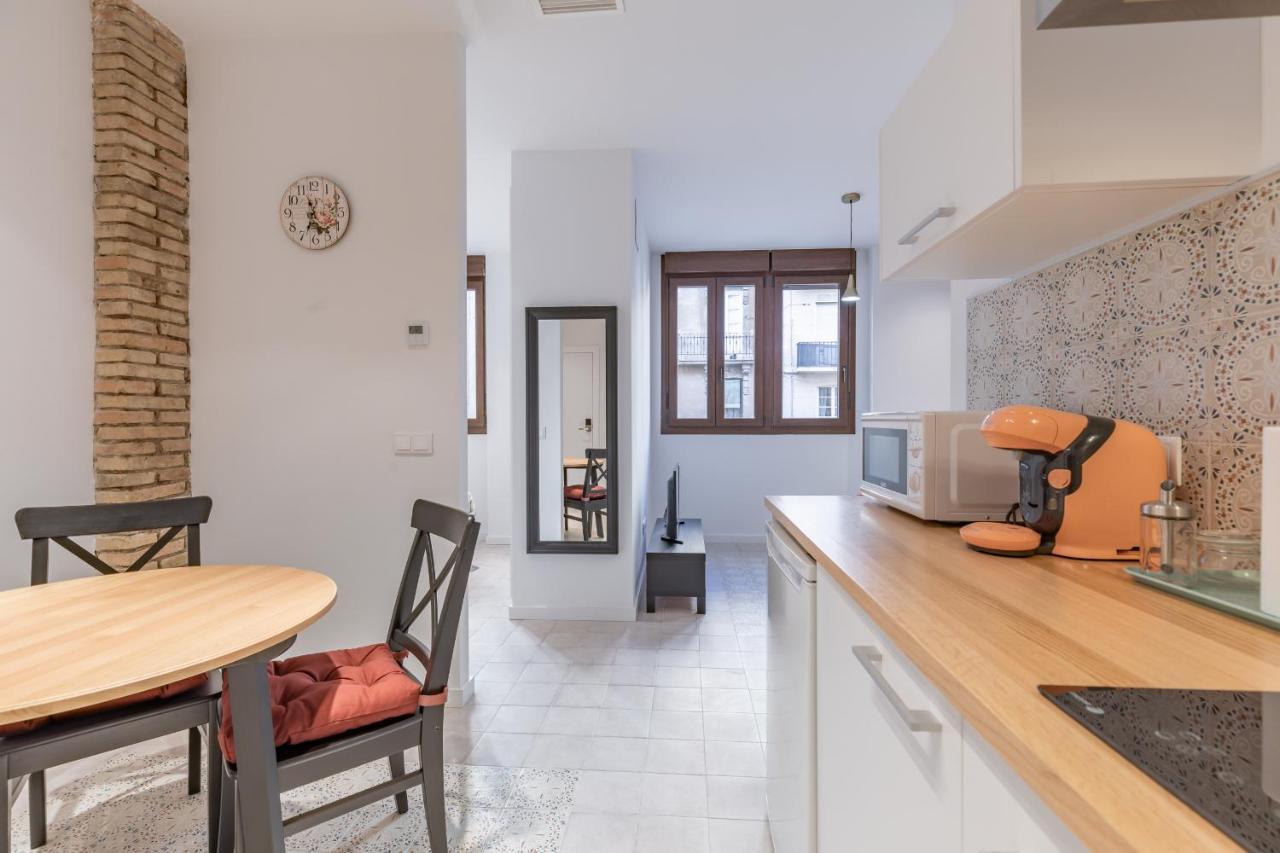 Modern Apartment Close To City Centre Valence Extérieur photo