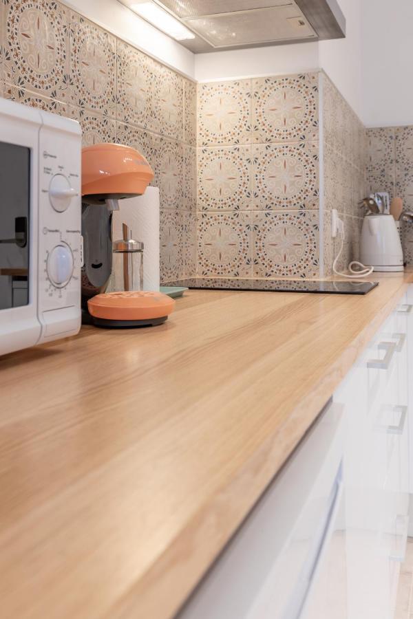 Modern Apartment Close To City Centre Valence Extérieur photo