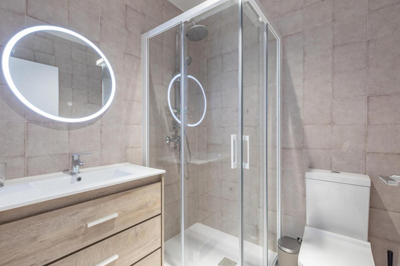 Modern Apartment Close To City Centre Valence Extérieur photo