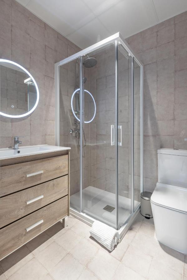 Modern Apartment Close To City Centre Valence Extérieur photo