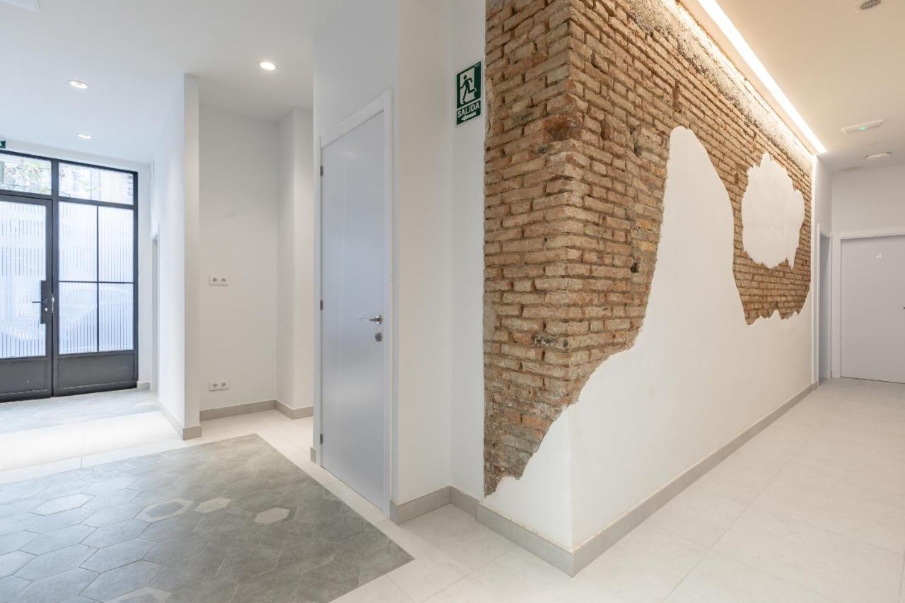 Modern Apartment Close To City Centre Valence Extérieur photo